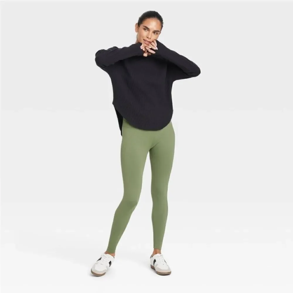 JoyLab relaxed fit waffle long sleeve shirt with curved hem and thumb holes- Med - Picture 4 of 4